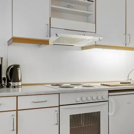 1 Bedroom Lovely In *