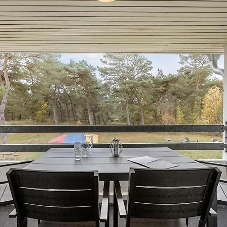 1 Bedroom Lovely In 内克瑟